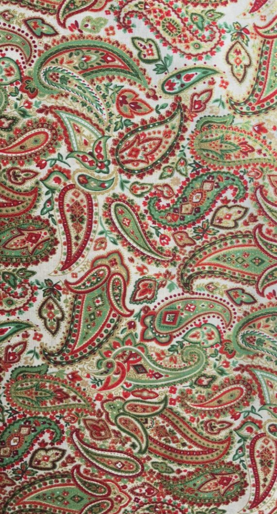 1795/Q Traditional Metallic Paisley  From Makower UK