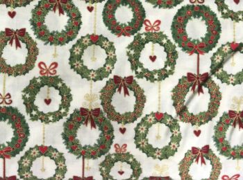 923 classic Wreath From Makower UK