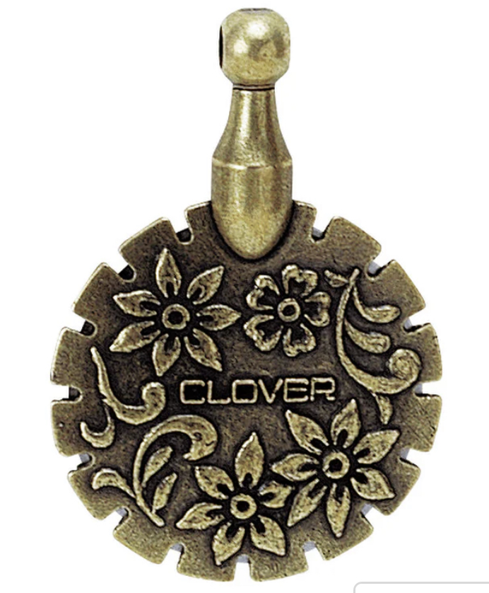 Clover thread Cutter Pendant #455 - Image 2
